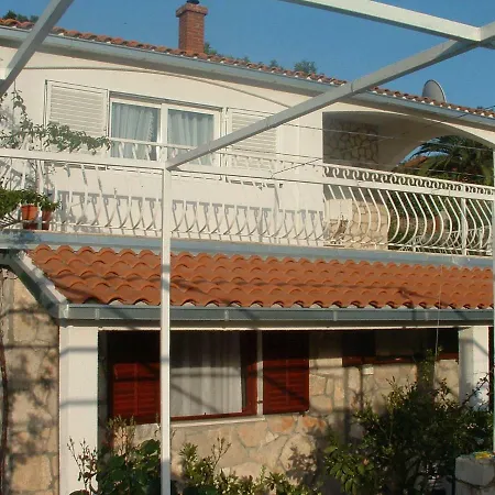 Appartement A&m - 30 M From Beach Stomorska